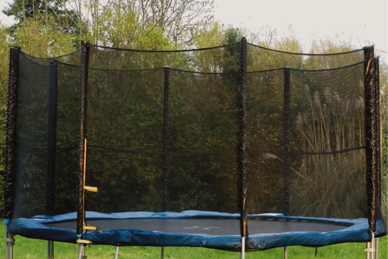 Unbranded BandQ 12Ft Trampoline Enclosure