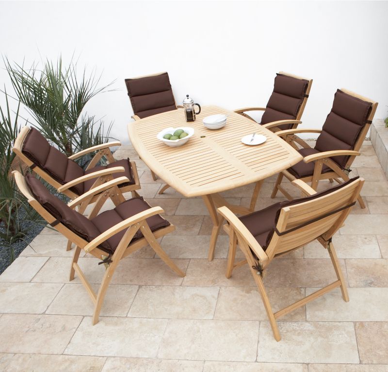 BandQ Veneto Roble Hardwood Dining Set With 6 Reclining Chairs