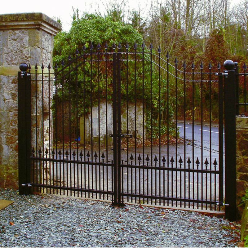 Jacksons Ornamental Arch Top Gate Set Black (W)3.6m