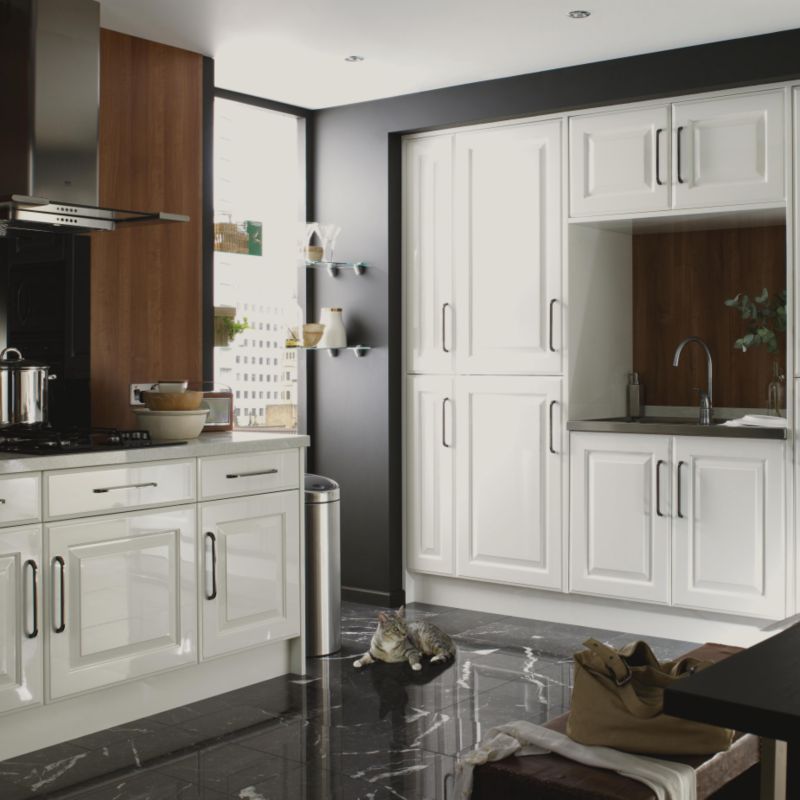 Select Kitchens Hadleigh Pack E1 Tall Larder Doors / Fridge / Freezer 600mm