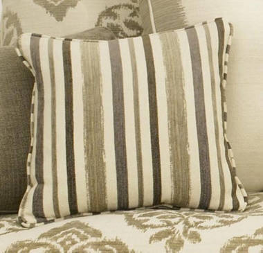 celine Single striped scatter cushion (C)