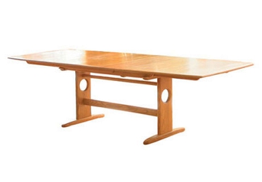 Ercol Windsor Large extending dining table