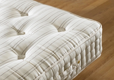 millbrook Hilton Bedstead Mattress 4` (135cm) mattress