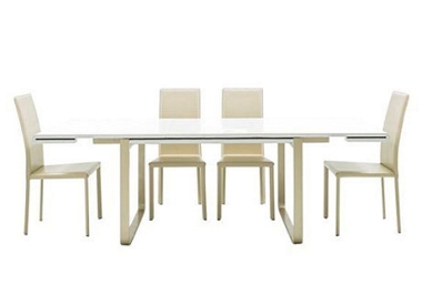 metropolis ext. dining table and 4 chairs Table and 4 Jazz chairs