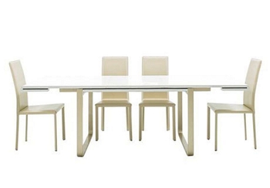 ext. dining table and 4 chairs Table and 4 Jazz chairs