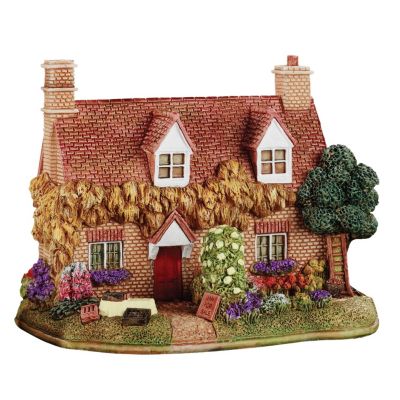Lilliput Lane Damson Cottage - Product number 1046373