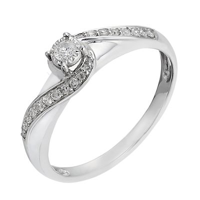 Engagement rings ernest jones