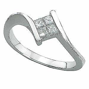 18ct White Gold 0.15 Carat Princessa Diamond Ring
