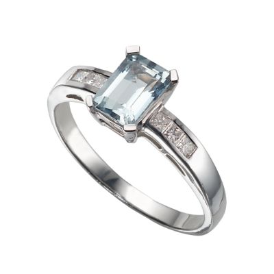 9ct white gold aquamarine and diamond ring