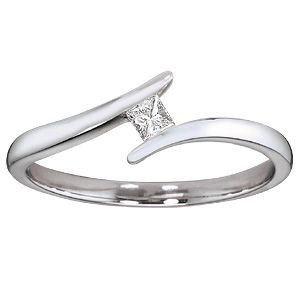 Platinum 1/10 Carat Princess Cut Diamond Solitaire Ring