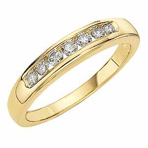 9ct Gold Diamond Ring - Product number 4572270