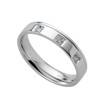 Ladies' 18ct white gold three-stone diamond wedding ring - Product number 4644352
