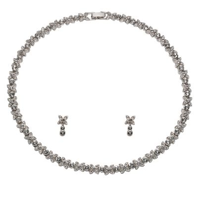 Kiss Necklace and Earrings Set