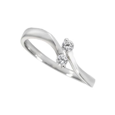 9ct white gold cubic zirconia ring