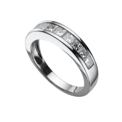 18ct white gold one carat princess cut diamond ring