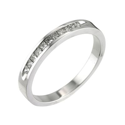 18ct white gold quarter carat diamond set ring