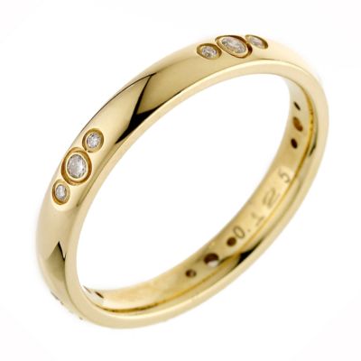 Ladies 18ct gold wedding ring - Product number 5882419