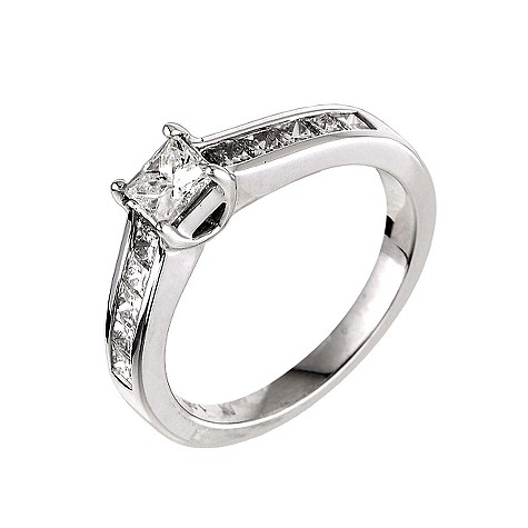 18ct white gold solitaire diamond ring