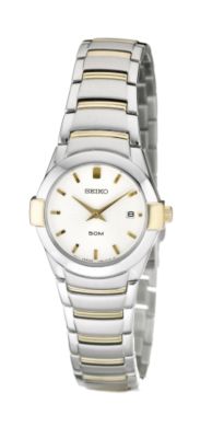 Seiko offers a great range of watches from fashion to sport and technical timepieces styled in the most up-to-date designs. This contemporary timepiece features a round white dial with a date function. It will complete your stylish look and will leave you looking elegant and sophisticated.