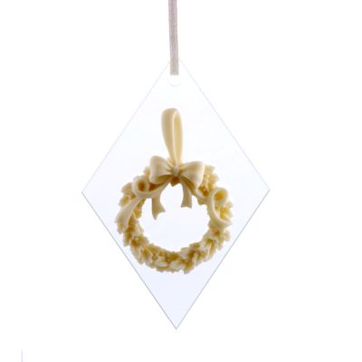 A lovely Christmas wreath. A perfect seasonal decoration. - Product number 6129013