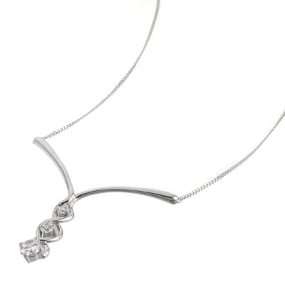 9ct White Gold 3 Stone Cubic Zirconia 17