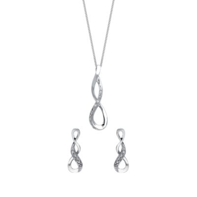 9ct White Gold Diamond Earrings And Pendant Box