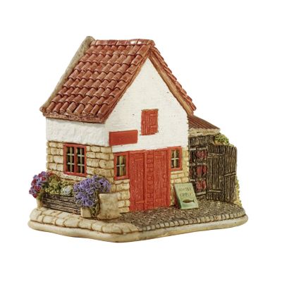 Lilliput Lane - The Whitby Kipper - Product number 6438407