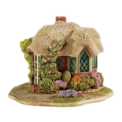 Lilliput Lane Granny` Summerhouse