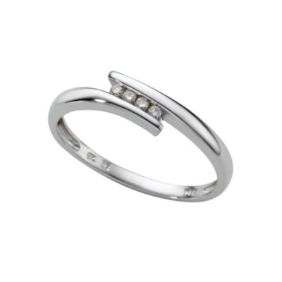 9ct white gold diamond ring