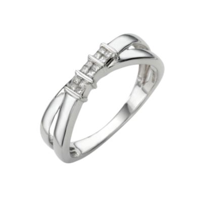 9ct white gold diamond ring - Product number 6758452
