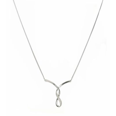 9ct white gold diamond-set necklace