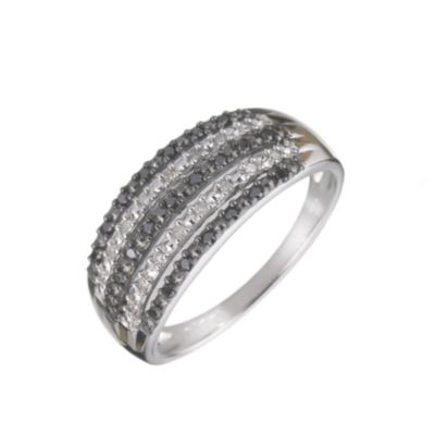 9ct white gold black and white diamond ring