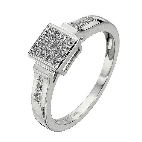 9ct white gold diamond cluster ring