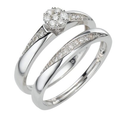 9ct white gold 30pt brilliant cut diamond bridal set - Product number ...