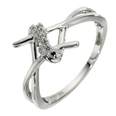 Exclusive 9ct white gold diamond ring