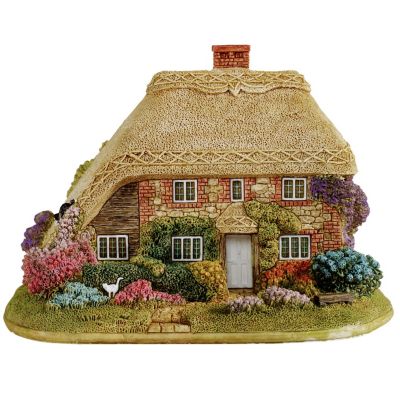 Lilliput Lane - Cat Slide Cottage - Product number 8437408