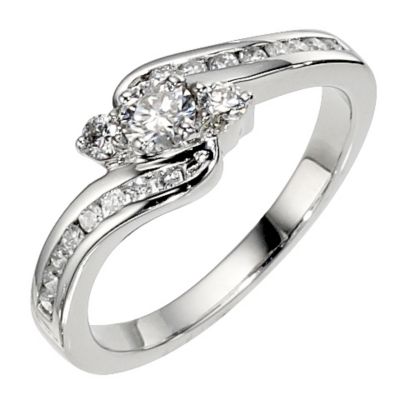 Platinum 1/2 carat 3 stone diamond twist ring
