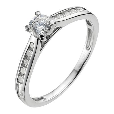 Platinum 0.66 carat diamond ring