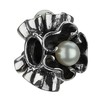 Chamilia silver pearl petals bead - Product number 9232435