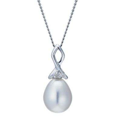 9ct white gold freshwater pearl  diamond drop pendant - Product ...