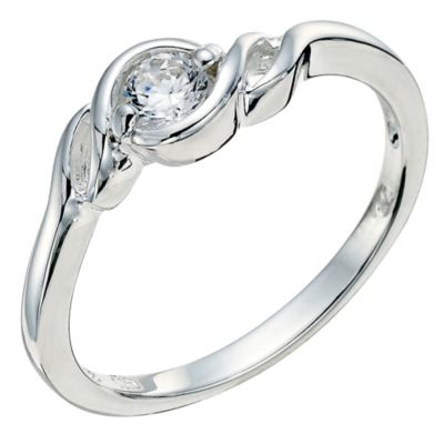 Silver cubic zirconia twist design ringSilver cubic zirconia twist design ring