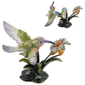 H Samuel Treasure Trinkets hummingbird