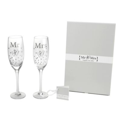 Special Memories Mr & Mrs Crystal Champagne Flutes - Product number 9808310
