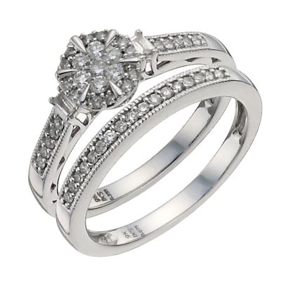 ... Gold 13 Carat Diamond Cluster Bridal Set - Product number 9928650