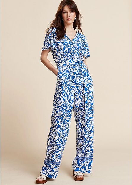 freemans-blue-floral-print-jumpsuit